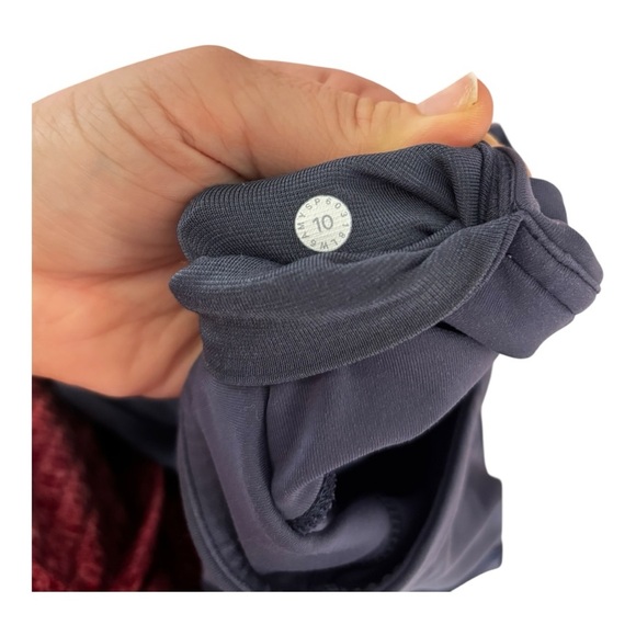 Lululemon All The Right Places Crop II *23"
Cadet Blue size 10 - Picture 5 of 5